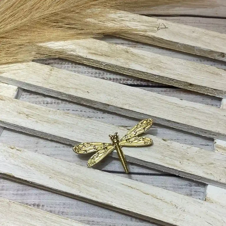 Broche Dorado - Concha Vega