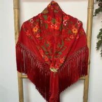 mantoncillos bordados