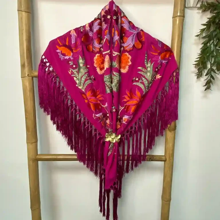 mantoncillo bordados
