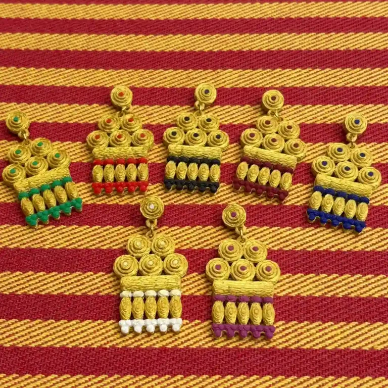 Pendientes Alamares