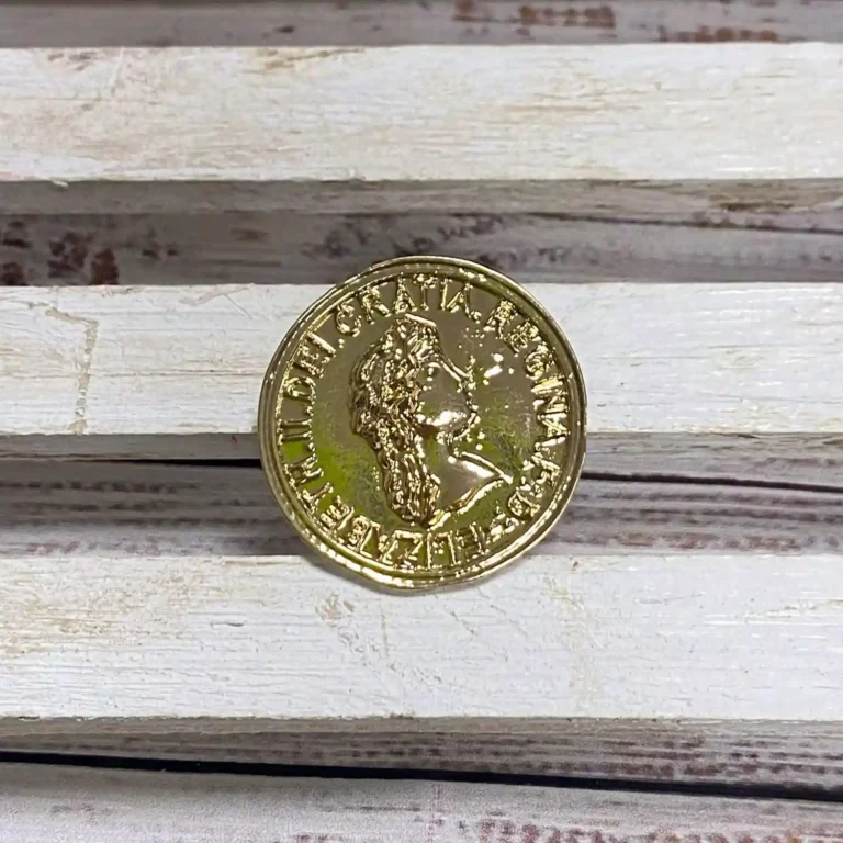 Broche Moneda Grande Dorado Brillo