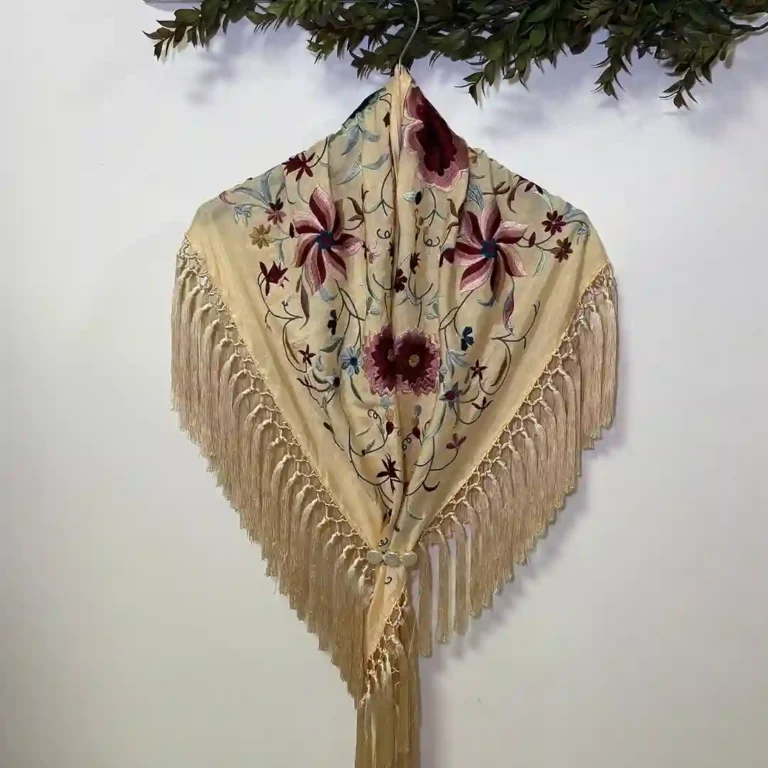 Mantoncillo Mod. Hortensia - Beige