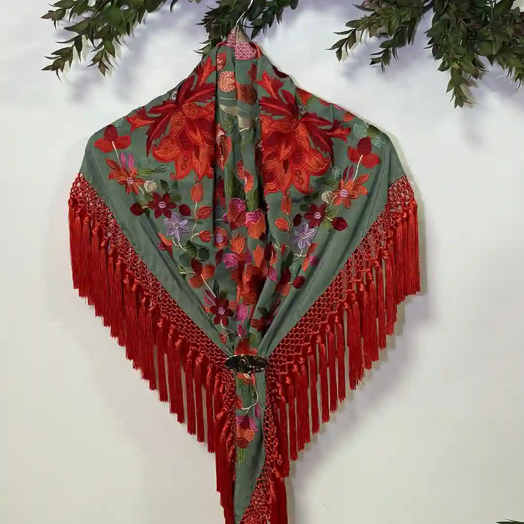 Mantoncillo Mod. Tulipán con Fleco Coral - Verde Jabonoso