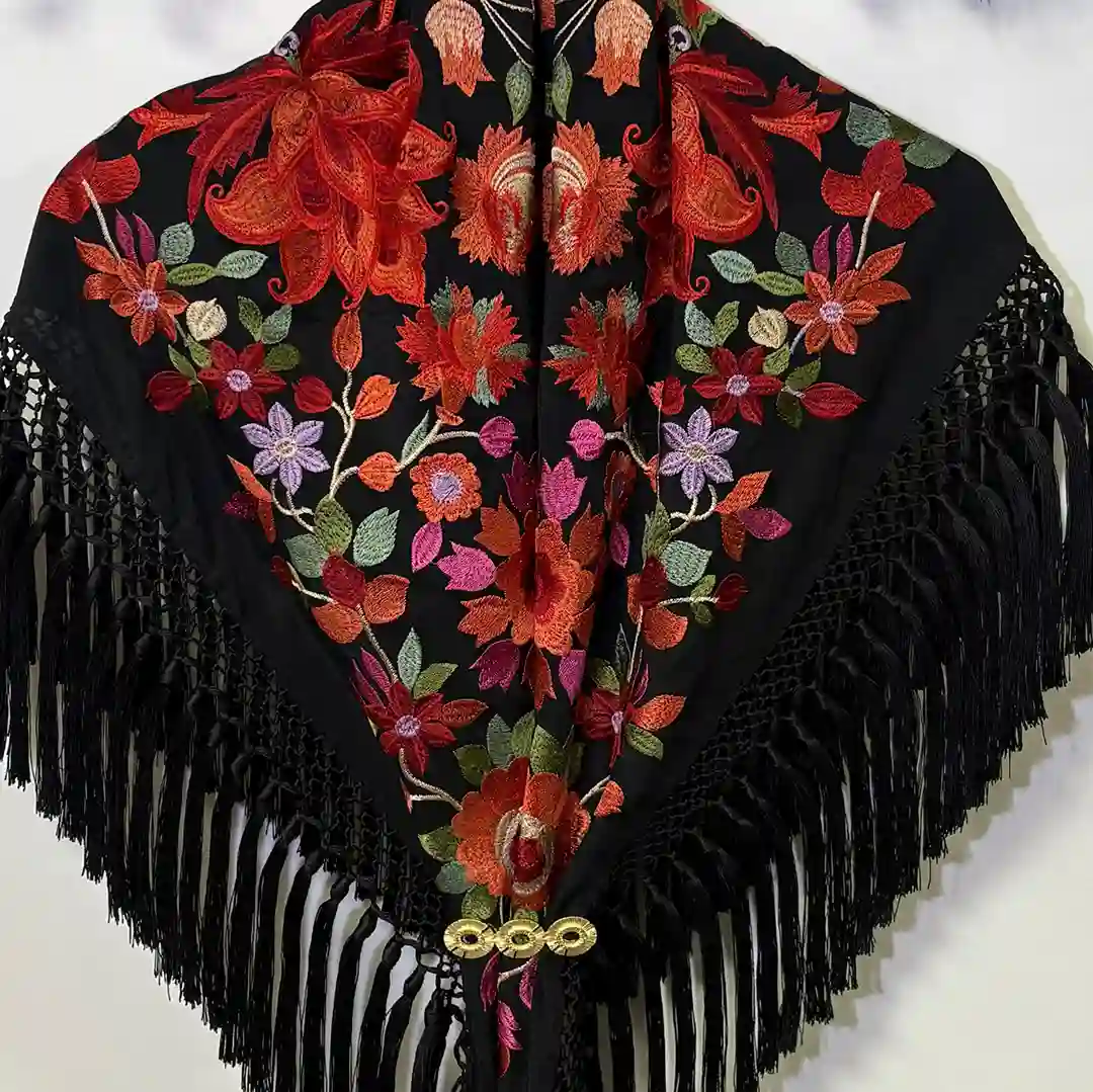 manton flamenca