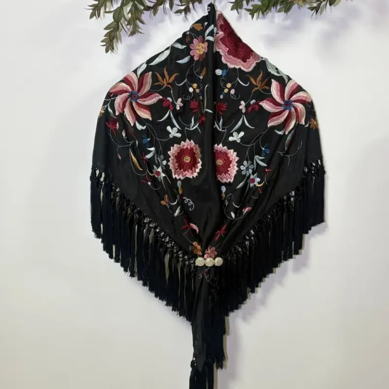 Mantoncillo Mod. Hortensia - Negro
