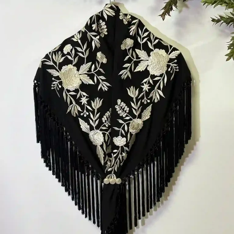 Mantoncillo Mod. Zafiro - Negro con Beige