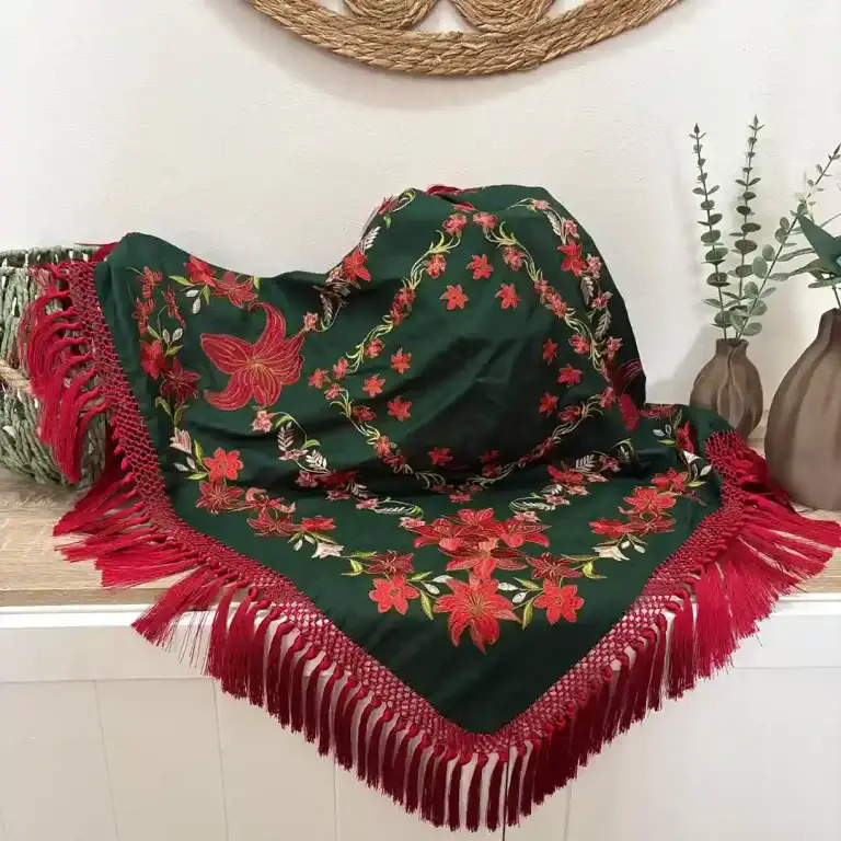 Mantón Mod. Libélula - Verde Botella Fleco Rojo