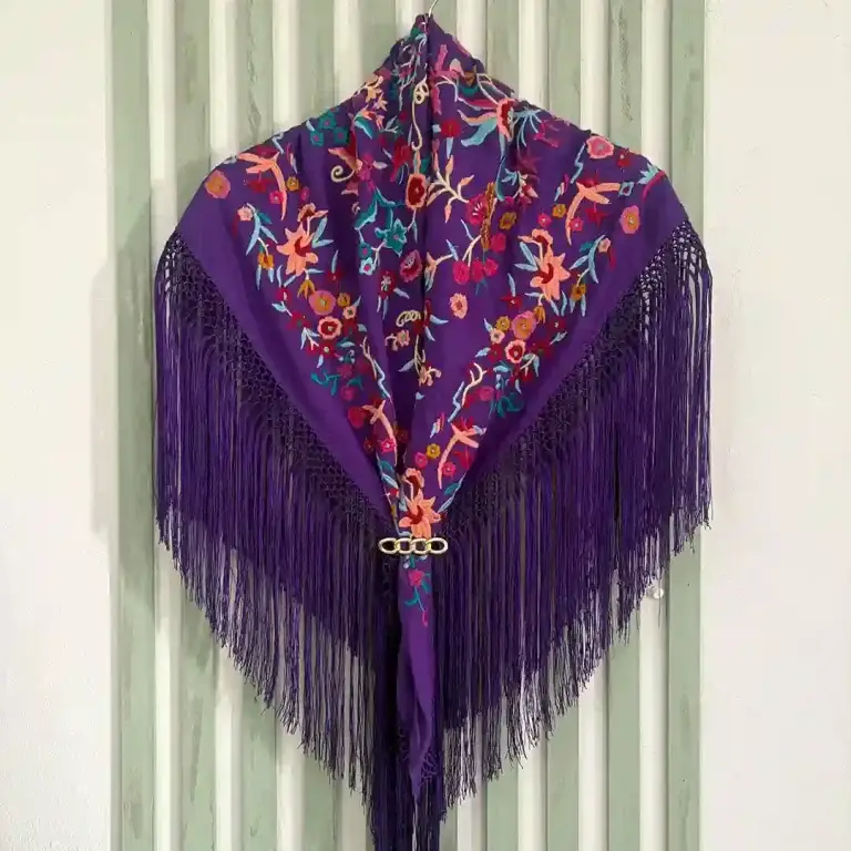Mantoncillo Mod. Marisol - Morado