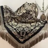 Mantón Mod. Papagayo - Negro/Beige Fleco Topo